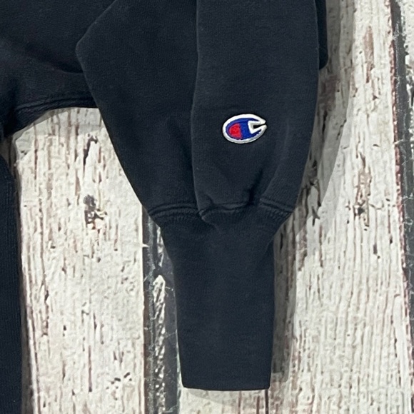 Vintage 80s Champion Reverse Weave Black Stitched Pullover Crop Top Sweatshirt - Picture 2 of 6